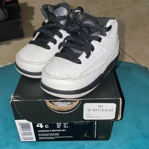 Jordan 2 Retro size 4c